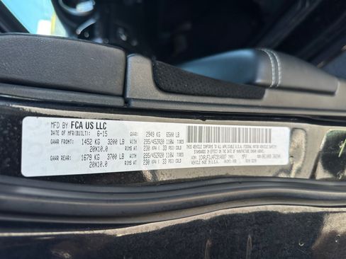 Used 2015 Jeep Grand Cherokee SRT AWD/4WD image 30