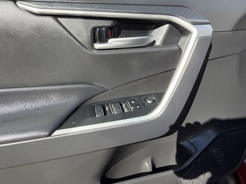 Used 2023 Toyota RAV4 XLE image 16
