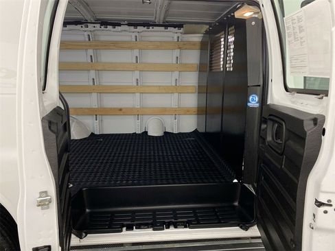 Used 2024 GMC Savana 2500 w/ Driver Convenience Package image 20