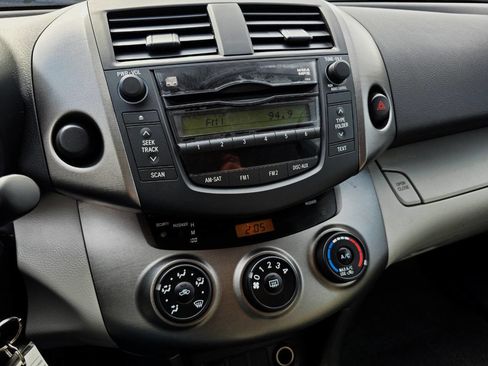 Used 2010 Toyota RAV4 2WD image 16