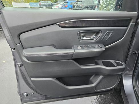 Certified 2024 Honda Pilot Elite image 10
