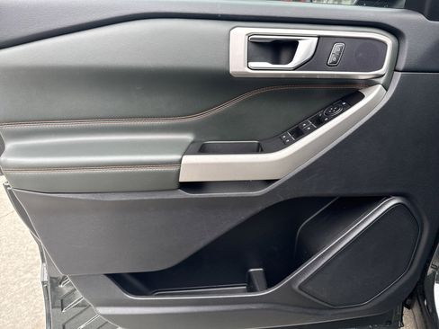 Used 2022 Ford Explorer Timberline image 18