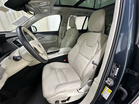 Used 2025 Volvo XC90 T8 Plus w/ Protection Package Premier AWD/4WD image 25