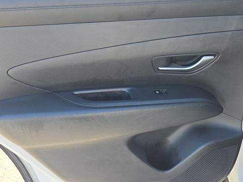 Used 2026 Hyundai Tucson SEL FWD image 12