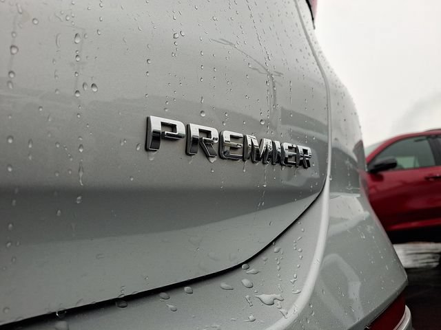 Used 2022 Chevrolet Equinox Premier FWD image 32