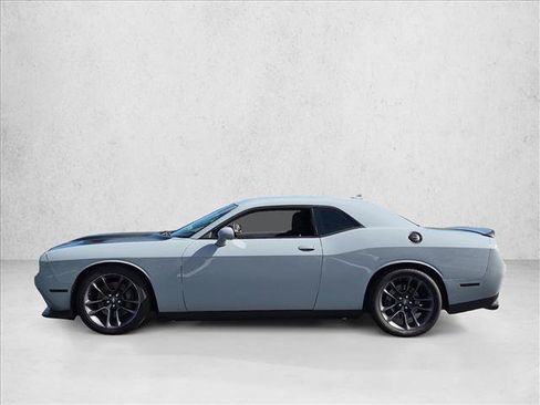 Used 2022 Dodge Challenger R/T Scat Pack RWD image 8
