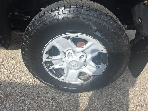 Used 2010 Toyota Tundra 4x4 Double Cab image 27