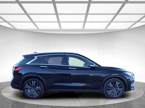 Used 2022 INFINITI QX50 Luxe w/ Appearance Package image 4