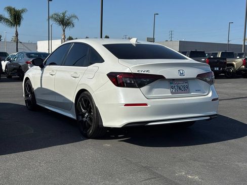 Used 2025 Honda Civic Sport image 3