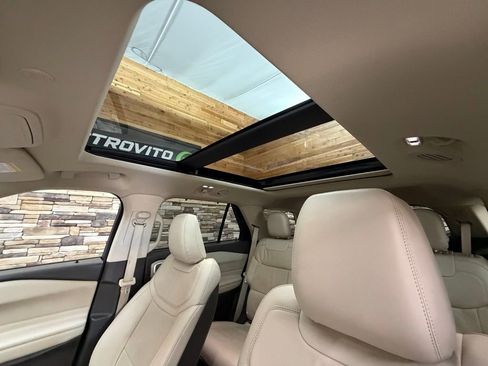 Used 2020 Ford Explorer Platinum image 26