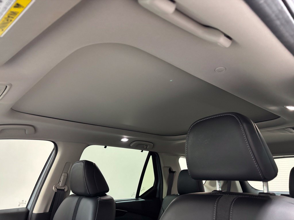 Used 2024 Honda Pilot Touring image 24