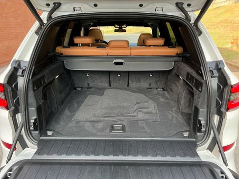 Used 2019 BMW X5 xDrive40i w/ M Sport Package AWD/4WD image 46