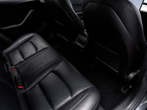 Used 2018 Tesla Model 3 Long Range image 45