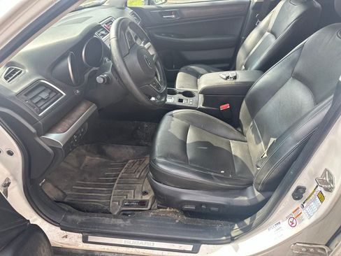 Used 2015 Subaru Outback 3.6R Limited AWD/4WD image 11