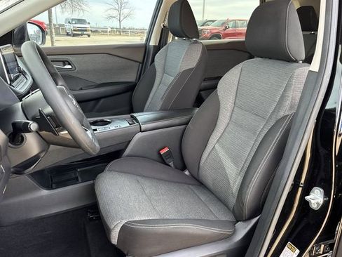 Used 2022 Nissan Rogue SV image 18