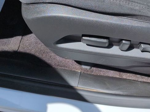 Used 2016 Chevrolet Equinox LT w/ Convenience Package FWD image 35
