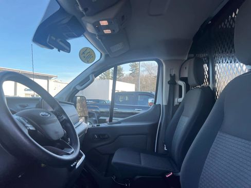 Used 2024 Ford Transit 250 Low Roof w/ Exterior Upgrade Package image 12