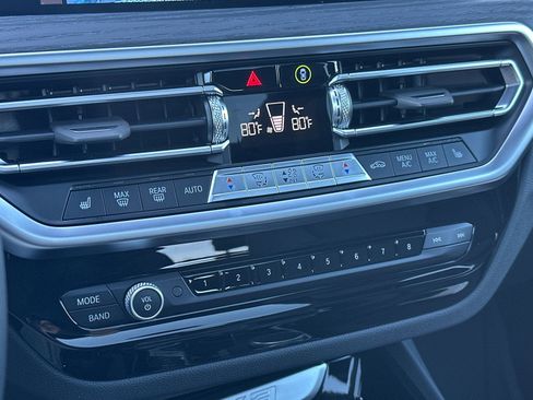 Used 2023 BMW X3 sDrive30i w/ Convenience Package image 21