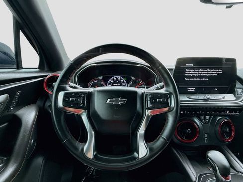 Used 2025 Chevrolet Blazer RS w/ Driver Confidence II Package image 11