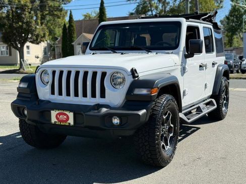 Used 2018 Jeep Wrangler Unlimited Sport S image 2