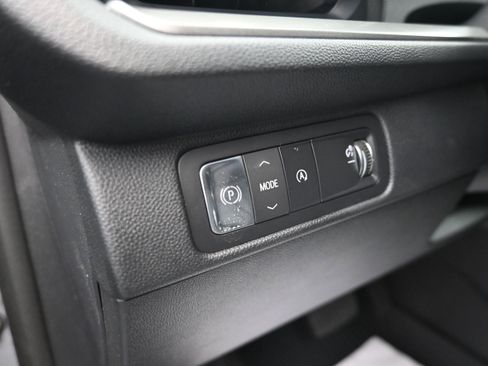 New 2026 Chevrolet Traverse LT w/ Driver Confidence Package FWD image 27