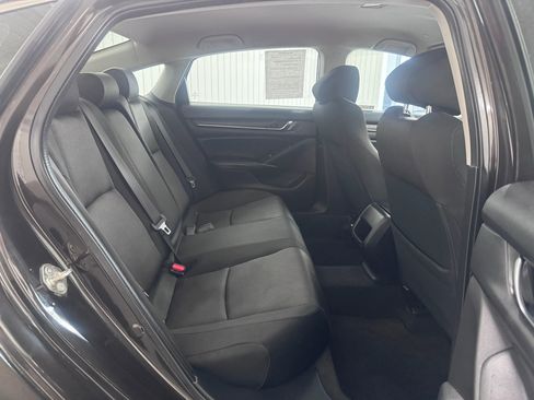 Used 2018 Honda Accord LX image 12