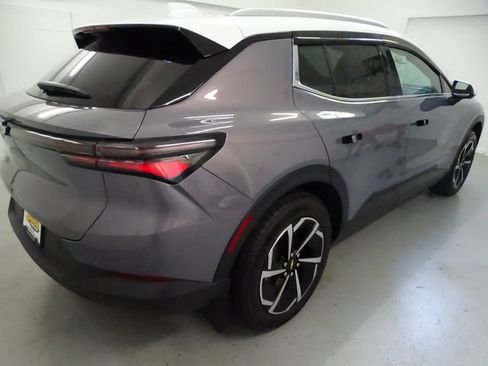 Certified 2026 Chevrolet Equinox EV LT AWD/4WD image 22