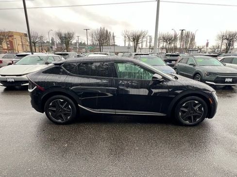 New 2025 Kia EV6 Light w/ Light LR Technology Package image 5