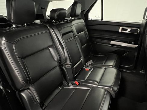 Used 2024 Ford Explorer XLT w/ Equipment Group 202A image 55