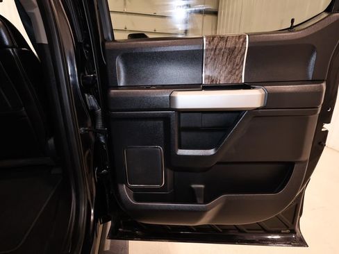 Certified 2019 Ford F350 Lariat w/ Lariat Ultimate Package AWD/4WD image 19