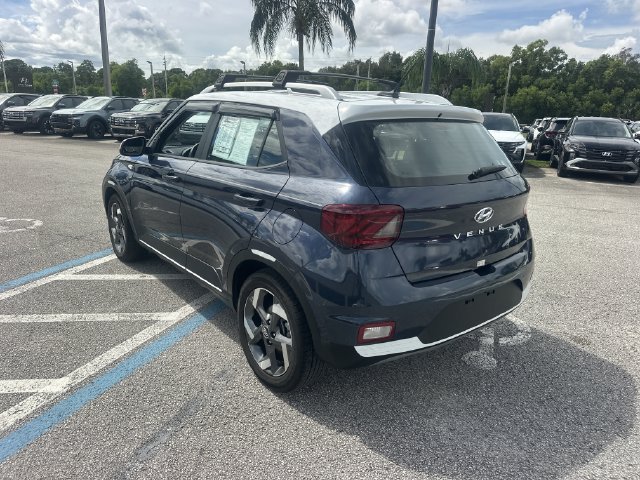 Certified 2025 Hyundai Venue Limited FWD image 8