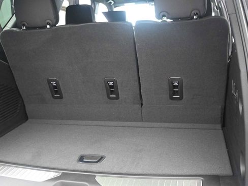 New 2026 GMC Yukon Denali w/ Denali Reserve Package image 11