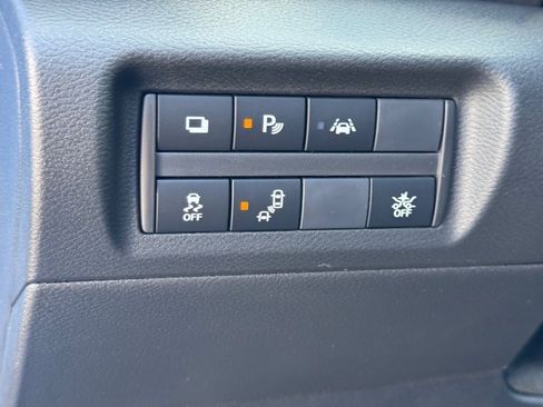 New 2025 Nissan Kicks Play S image 15