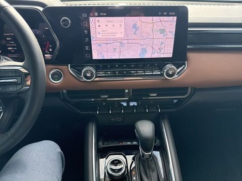 Used 2026 GMC Canyon AT4 w/ AT4 Premium Package image 13