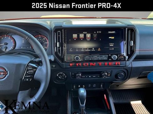Used 2025 Nissan Frontier PRO-4X w/ Pro Convenience Package AWD/4WD image 12