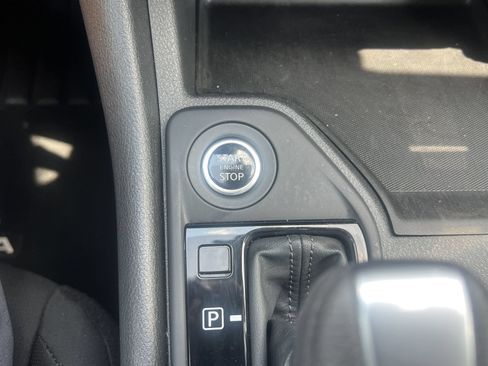 Used 2024 Nissan Sentra S FWD image 6