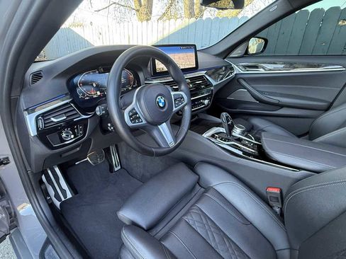 Used 2022 BMW 540i 540i w/ M Sport Package image 25