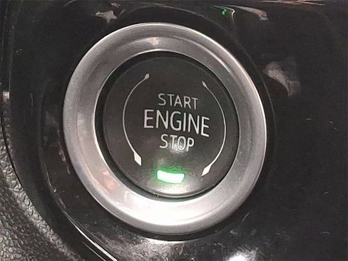 Used 2024 Chevrolet Silverado 3500 LT image 22