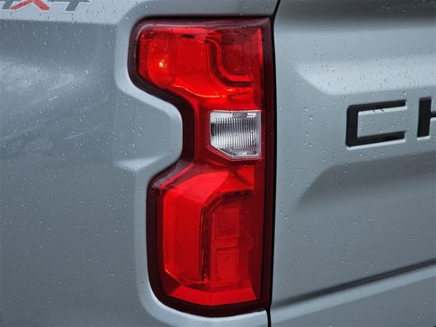 Used 2020 Chevrolet Silverado 1500 Custom w/ Custom Value Package image 37