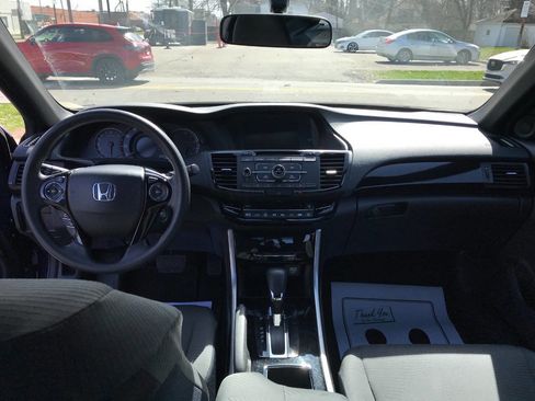 Used 2017 Honda Accord LX-S image 8