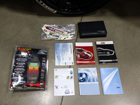 Used 2006 Ford GT RWD image 73