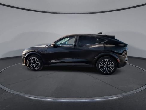 Used 2025 Ford Mustang Mach-E Premium image 6