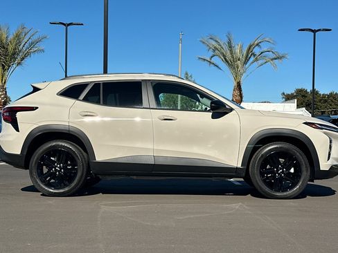 New 2026 Chevrolet Trax ACTIV image 3