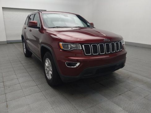 Used 2018 Jeep Grand Cherokee Laredo image 13