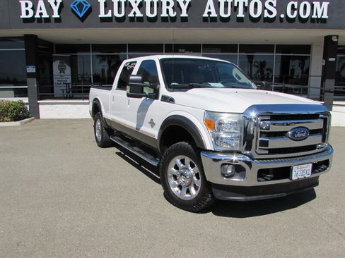Used 2015 Ford F250 Lariat w/ Lariat Ultimate Package AWD/4WD image 1