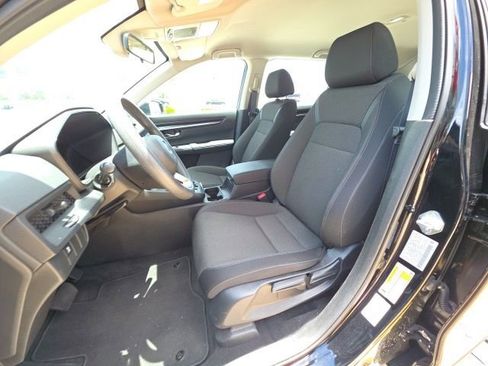 Used 2023 Honda CR-V LX image 13