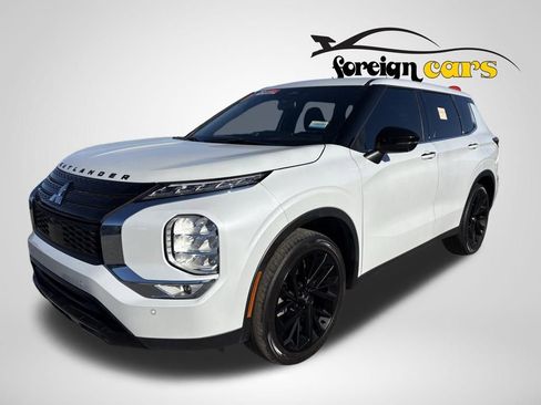 Used 2023 Mitsubishi Outlander SE Black Edition image 5