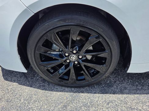 Used 2022 Toyota Corolla SE FWD image 4