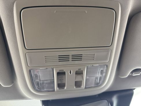 Used 2020 Honda Accord EX-L image 30