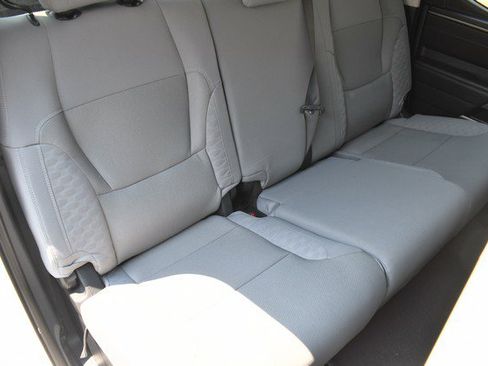 Used 2023 Toyota Tundra SR5 w/ SR5 Convenience Package AWD/4WD image 28